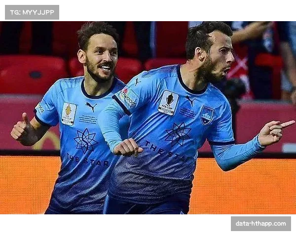 通讯：业余联赛“战术模仿秀”兴起，草根球队纷纷效仿勒沃库森三中卫体系